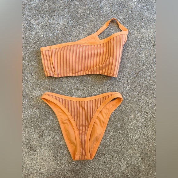 L SPACE SET M - Picture 2 of 9